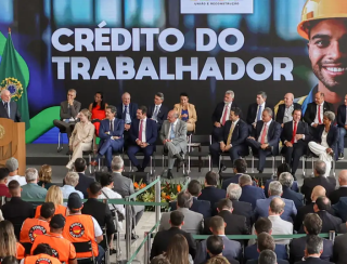 Lula autoriza uso do eSocial para ofertar consignado a empregados CLT