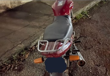 Polícia Militar de Campos Belos apreende motocicleta após tentativa de fuga de condutor