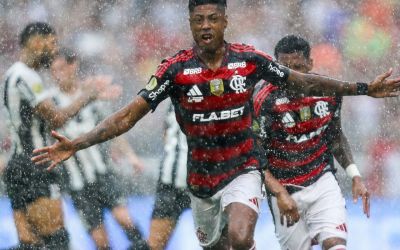 Bruno Henrique brilha e Flamengo conquista Supercopa do Brasil