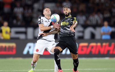 Vasco e Botafogo jogam por vaga na semifinal do Carioca