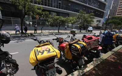 Justiça de SP declara inconstitucional decreto que suspendia mototáxis