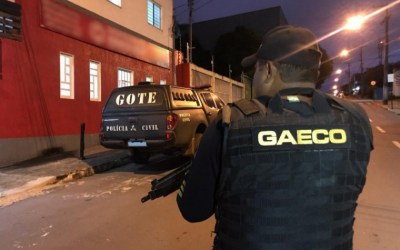 Despachantes e servidores do Detran são condenados por emplacamento de carros roubados